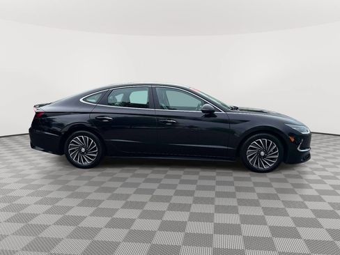 Used 2022 Hyundai Sonata Limited w/ Cargo Package FWD image 8