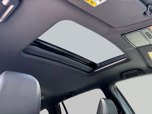 Used 2023 Honda Passport EX-L image 13