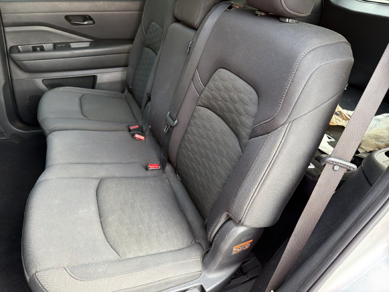 Certified 2023 Nissan Pathfinder S FWD image 17