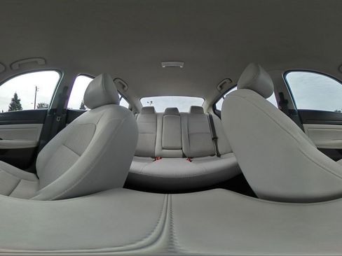 Used 2025 Nissan Altima 2.5 SV image 42