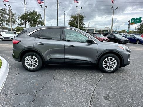 Used 2022 Ford Escape SE w/ Convenience Package image 5