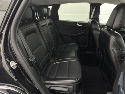 Used 2024 Ford Escape Platinum AWD/4WD image 45