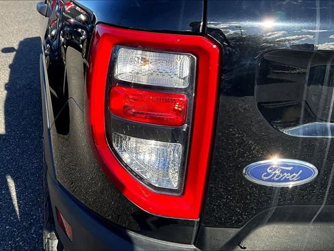 Used 2021 Ford Bronco Sport Base image 32