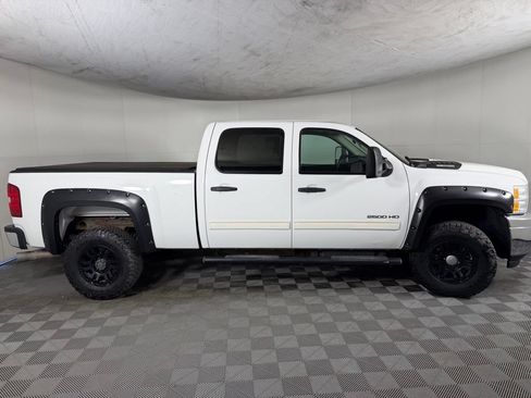 Used 2013 Chevrolet Silverado 2500 LT AWD/4WD image 5