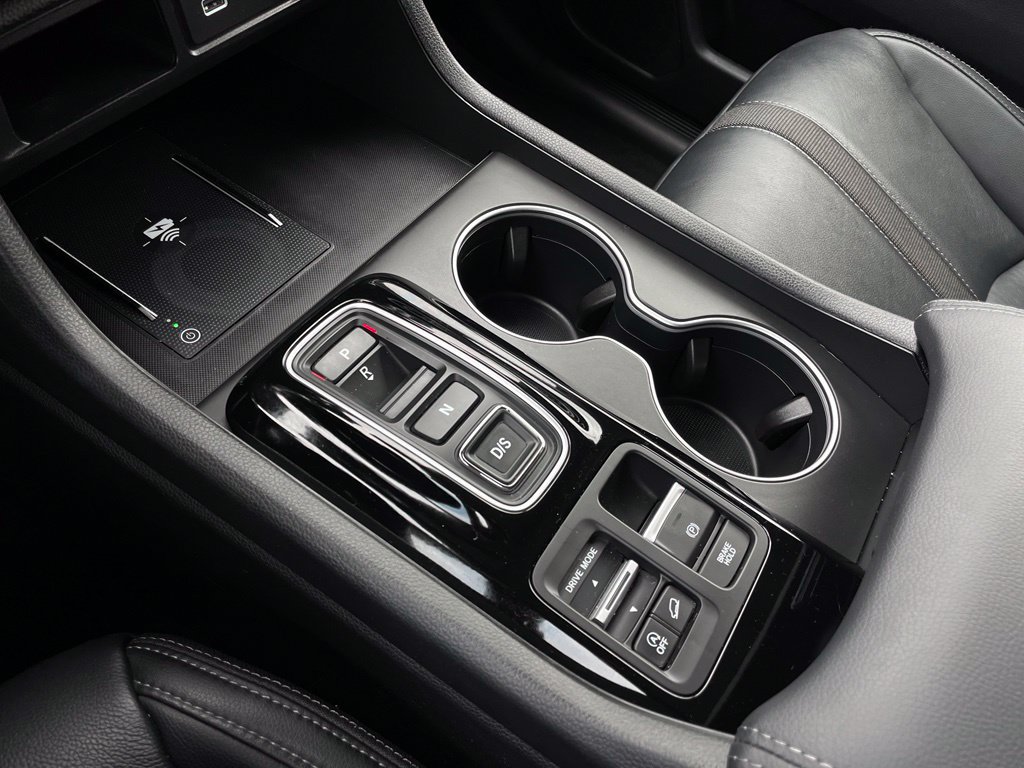 Certified 2025 Honda Pilot Touring image 19