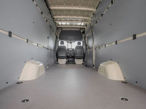New 2025 Mercedes-Benz Sprinter 2500 image 34