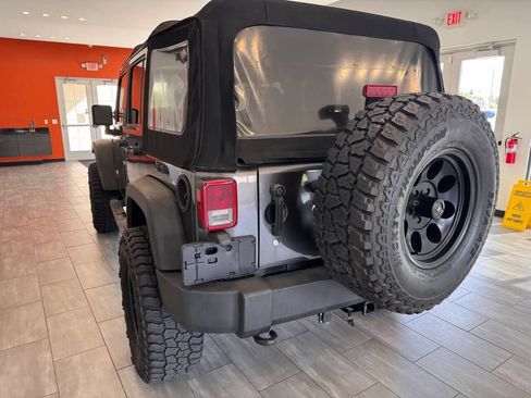 Used 2017 Jeep Wrangler Unlimited Sport w/ Quick Order Package 24S AWD/4WD image 16