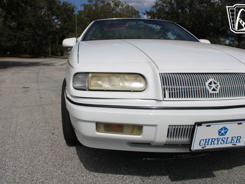 Used 1994 Chrysler LeBaron GTC image 25