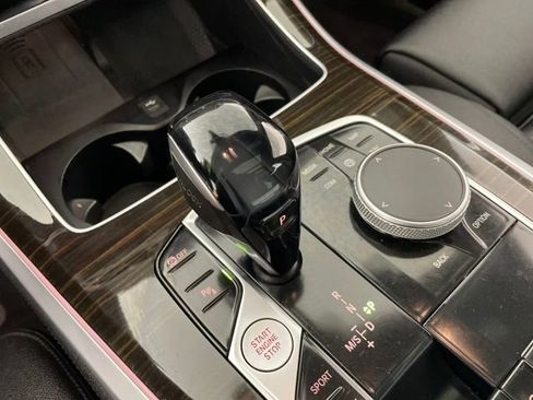 Used 2021 BMW X5 xDrive40i w/ Premium Package image 19