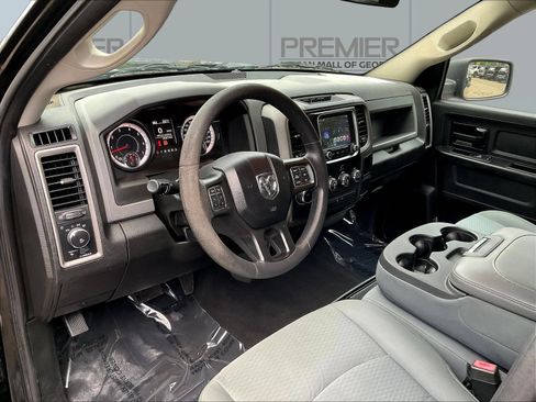 Used 2019 RAM 1500 Tradesman w/ Tradesman SXT Package RWD image 19