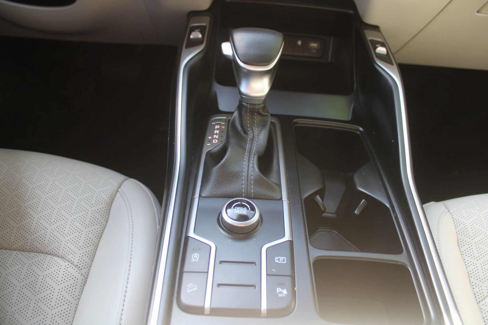 Certified 2023 Kia Sorento S w/ Panoramic Sunroof Package FWD image 34
