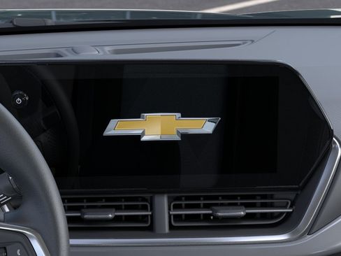 New 2026 Chevrolet Trax LT w/ Driver Confidence Package FWD image 44