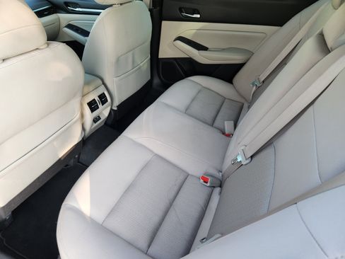 Used 2019 Nissan Altima 2.5 SV image 38