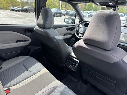 Used 2025 Subaru Forester Premium w/ Convenience Package #1 AWD/4WD image 30