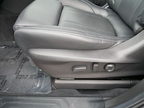 Used 2023 Subaru Ascent Touring AWD/4WD image 20