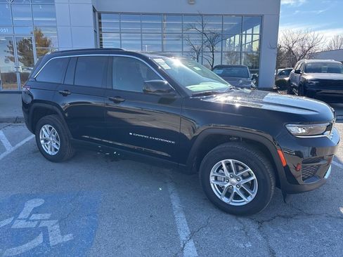 New 2026 Jeep Grand Cherokee Laredo X AWD/4WD image 38