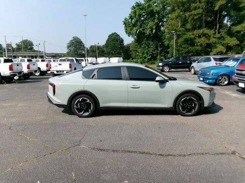 Used 2025 Kia K4 EX FWD image 5