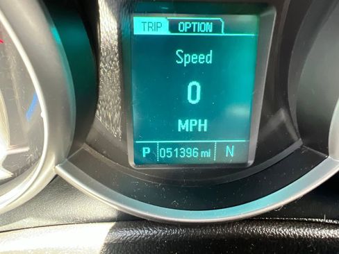 Used 2015 Chevrolet Cruze LS FWD image 52