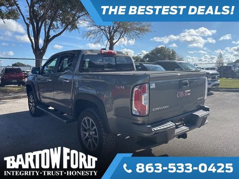 Used 2017 GMC Canyon Denali image 7
