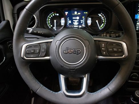 Used 2024 Jeep Wrangler High Altitude image 12