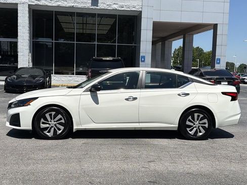 Certified 2025 Nissan Altima 2.5 S FWD image 2