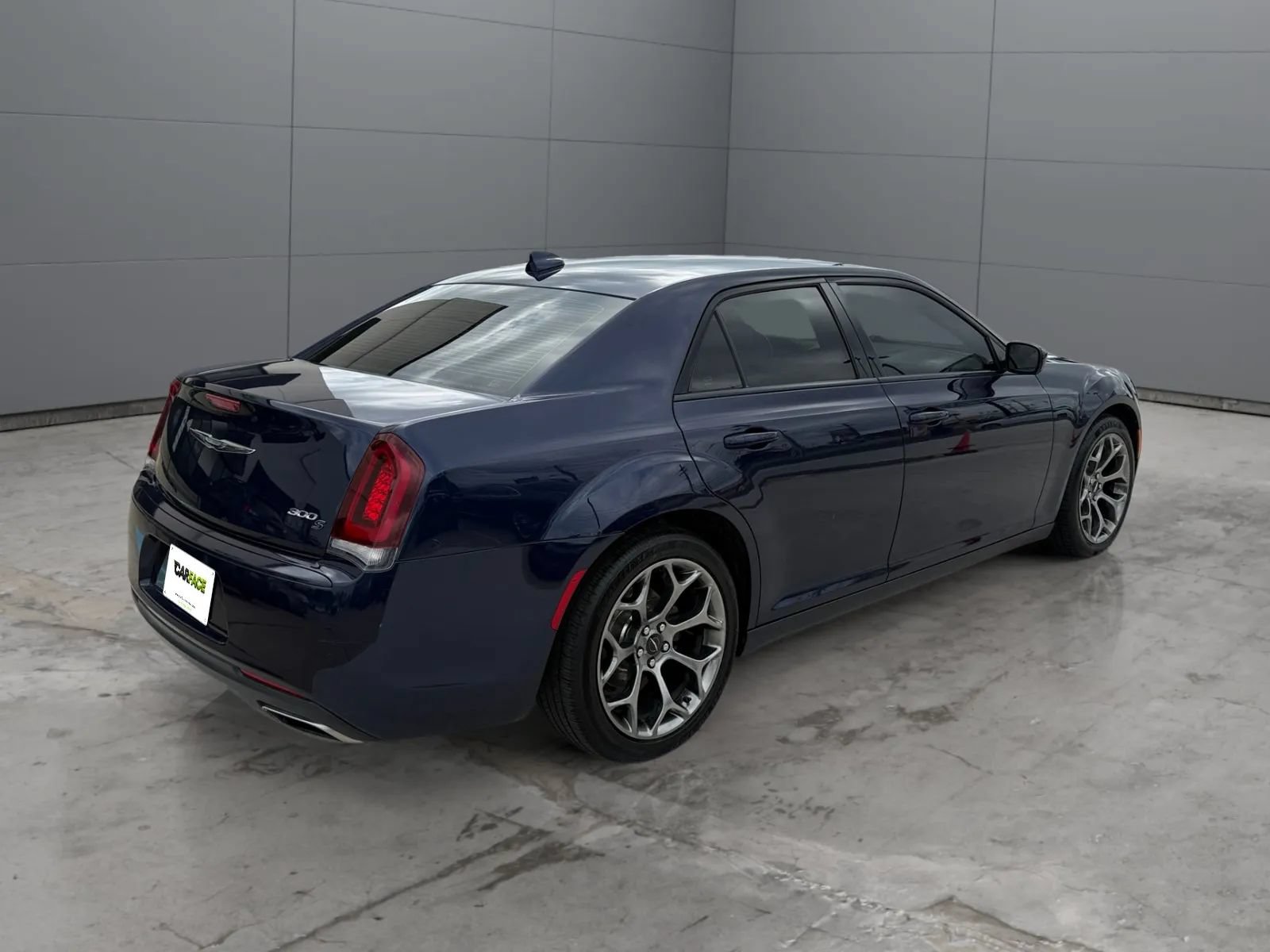 Used 2016 Chrysler 300 S RWD image 12
