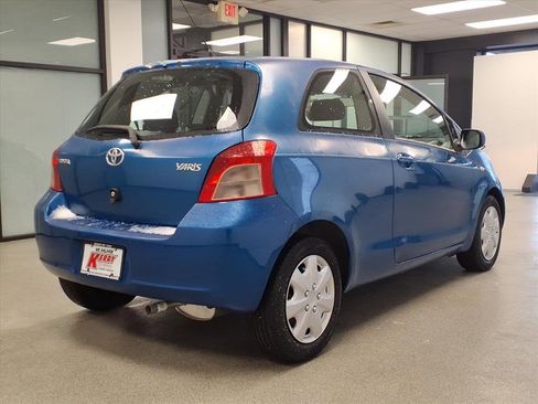 Used 2007 Toyota Yaris 2-Door Hatchback image 5