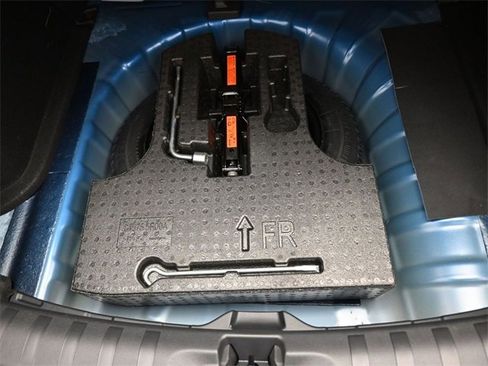 New 2025 Nissan Kicks Play S image 6