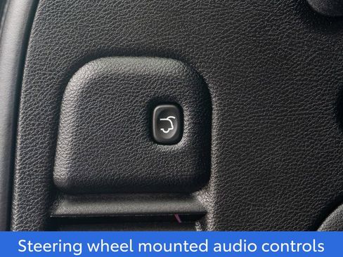 Used 2022 Jeep Grand Cherokee Laredo X image 11