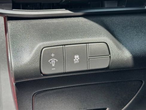 Certified 2026 Hyundai Elantra Sport FWD image 10