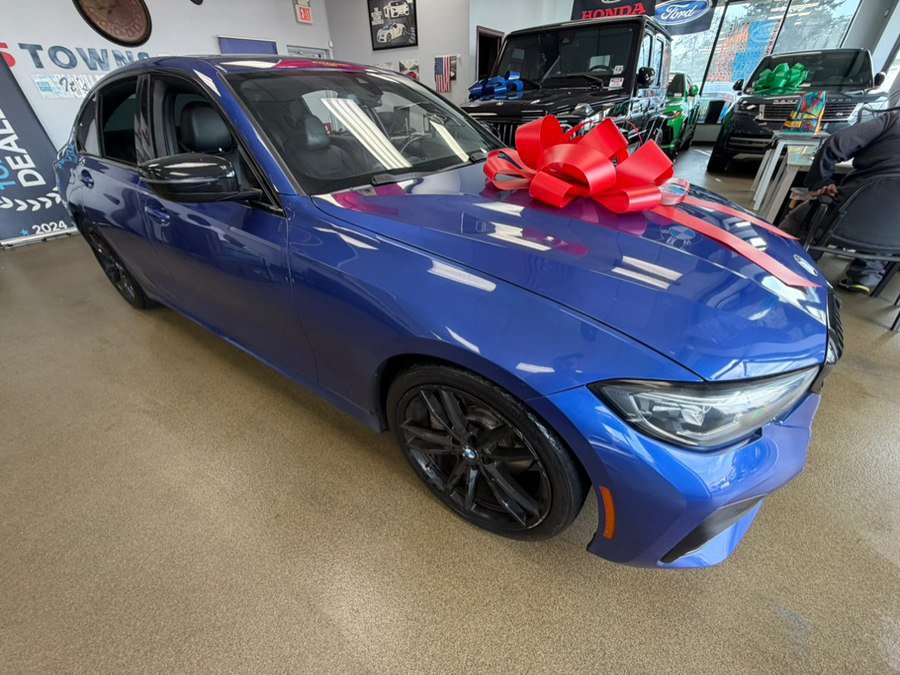 Used 2022 BMW 330i Sedan w/ M Sport Package RWD image 21