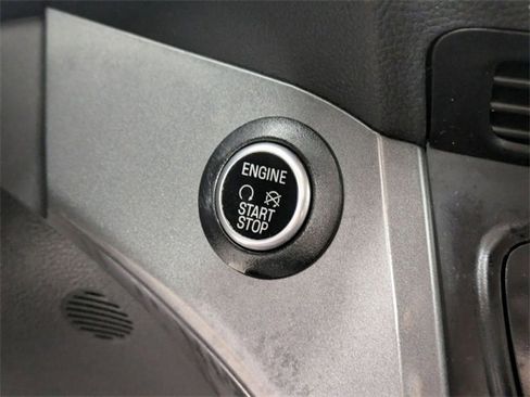 Used 2019 Ford Escape SE image 19