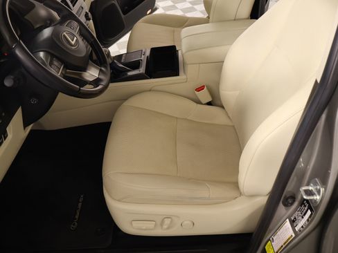Used 2023 Lexus GX 460 Premium image 10