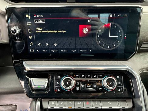 Certified 2024 GMC Sierra 2500 Denali w/ Denali Reserve Package image 13