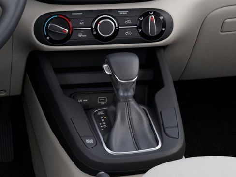 New 2025 Kia Soul LX w/ LX Technology Package image 23