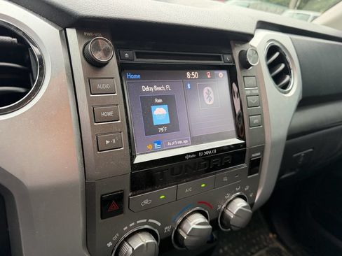 Used 2015 Toyota Tundra SR5 RWD image 10