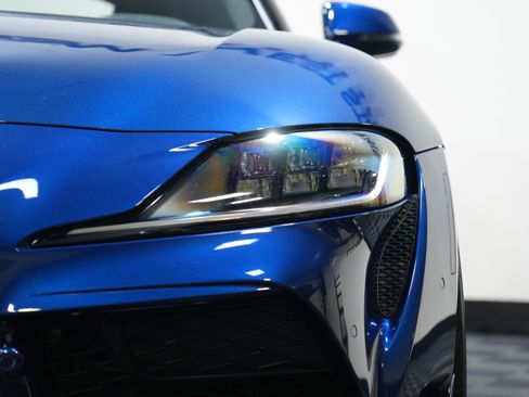 Used 2020 Toyota Supra Premium w/ Driver Assist Package image 10