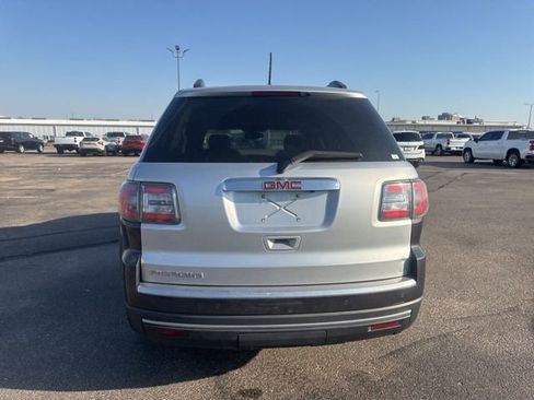 Used 2014 GMC Acadia SLE image 6