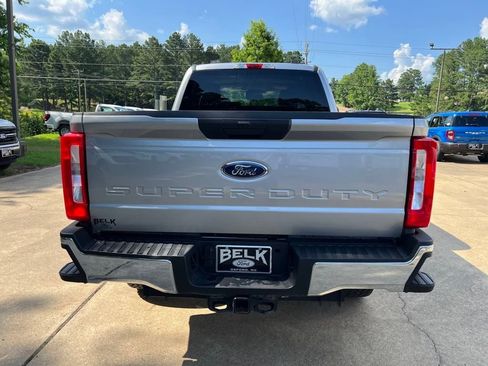 Used 2024 Ford F250 XLT image 32