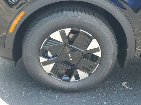 New 2026 Kia Sportage LX image 29