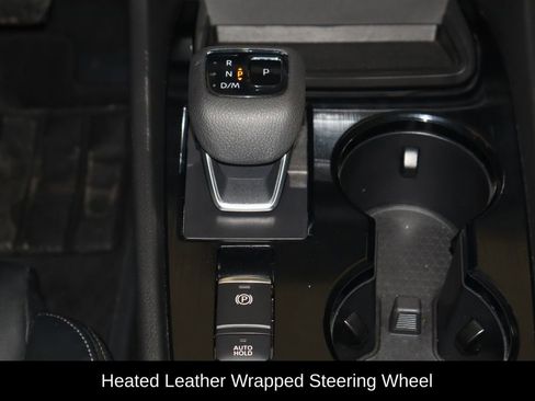 Used 2023 Nissan Rogue SV w/ SV Premium B Package image 13