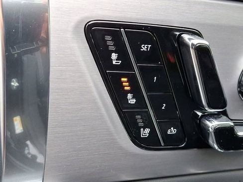 New 2026 Cadillac Vistiq Luxury w/ LPO, Floor Liner Package image 14