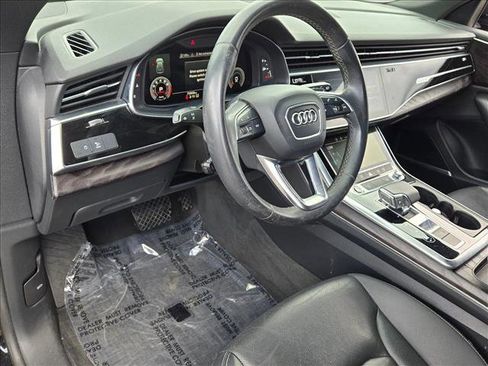 Used 2021 Audi Q8 Premium Plus w/ Premium Plus Package image 10