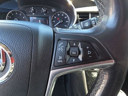Used 2020 Buick Encore Preferred image 19