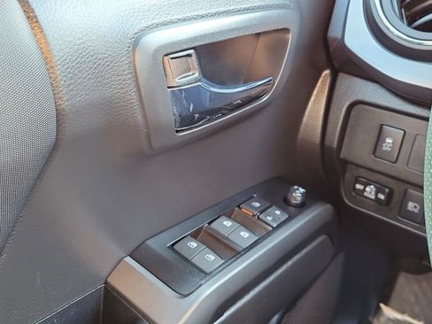 Used 2023 Toyota Tacoma TRD Sport RWD image 24