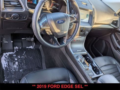 Used 2019 Ford Edge SEL w/ Equipment Group 201A image 23
