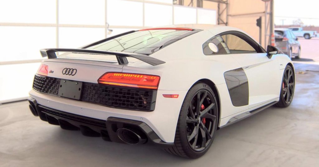 Used 2022 Audi R8 V10 performance AWD/4WD image 2