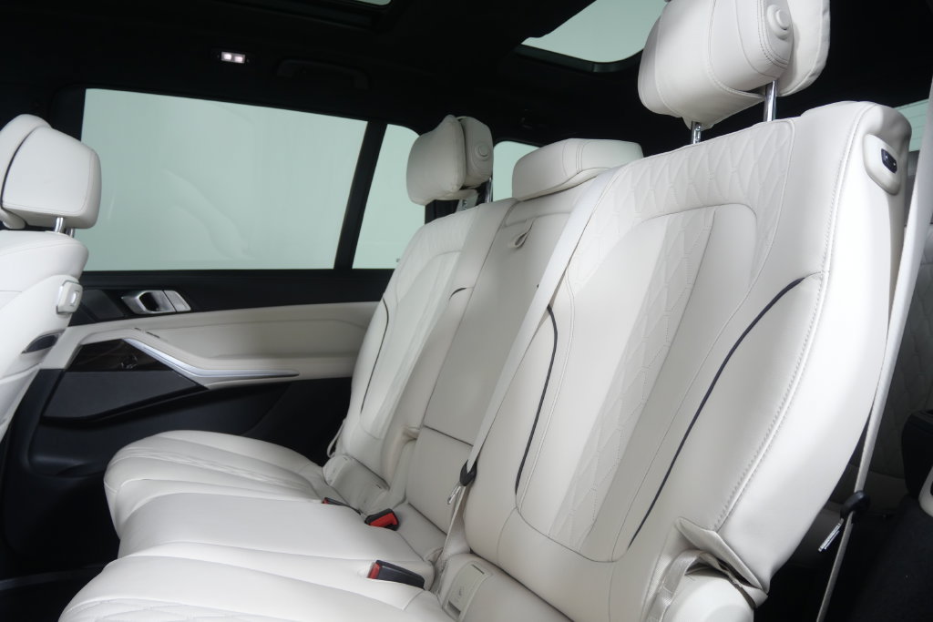 Certified 2026 BMW X7 xDrive40i AWD/4WD image 17