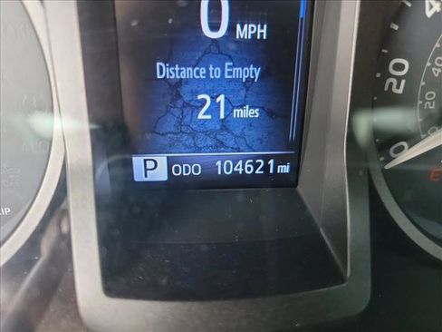 Used 2019 Toyota Tacoma TRD Sport w/ Technology Package image 20