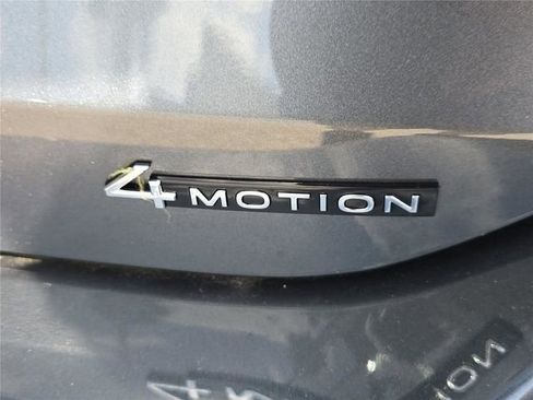 New 2026 Volkswagen Tiguan SE AWD/4WD image 5